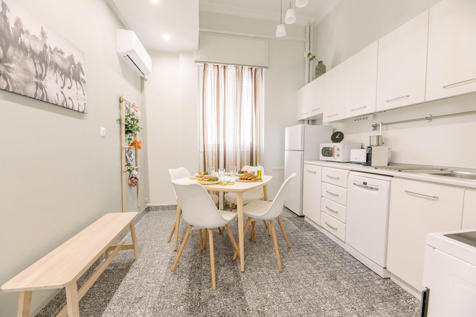 Ourania By Heloni Apartments أثينا المظهر الخارجي الصورة
